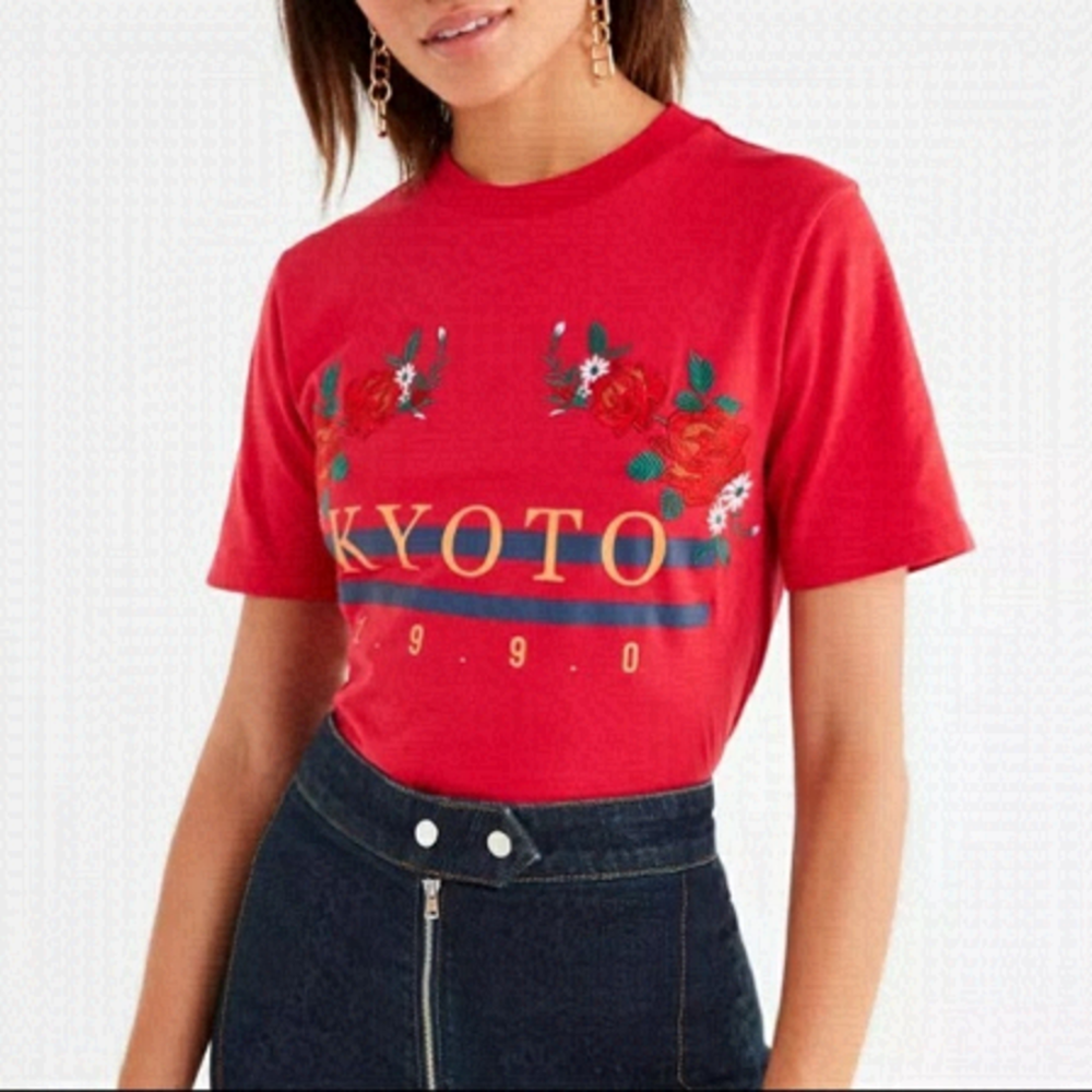 Uo Kyoto 1990  Japan Embroidered Floral Tee